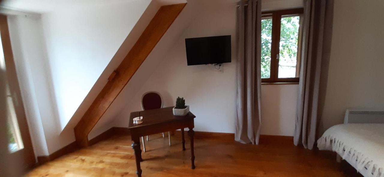 Le Four A Pain Villa Sahurs Bagian luar foto