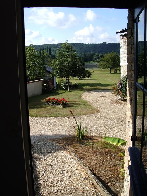 Le Four A Pain Villa Sahurs Bagian luar foto