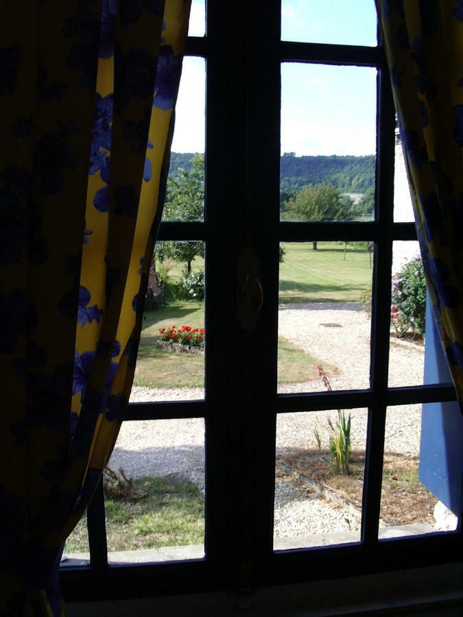Le Four A Pain Villa Sahurs Bagian luar foto